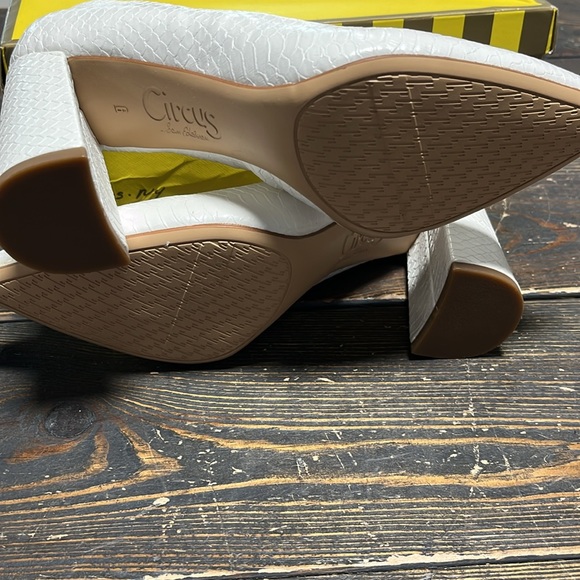 CIRCUS BY SAM EDELMAN MARLEE SNAKEPRINT HEEL WHITE - 6 - Picture 5 of 7